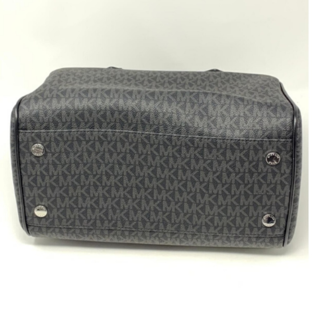 100% Auth MICHAEL Michael Kors Crossbody Bag - Picture 5 of 8